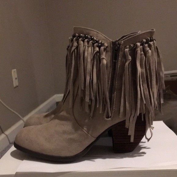 NIB Not Rated Ayita Light Taupe 10 - Picture 4 of 10